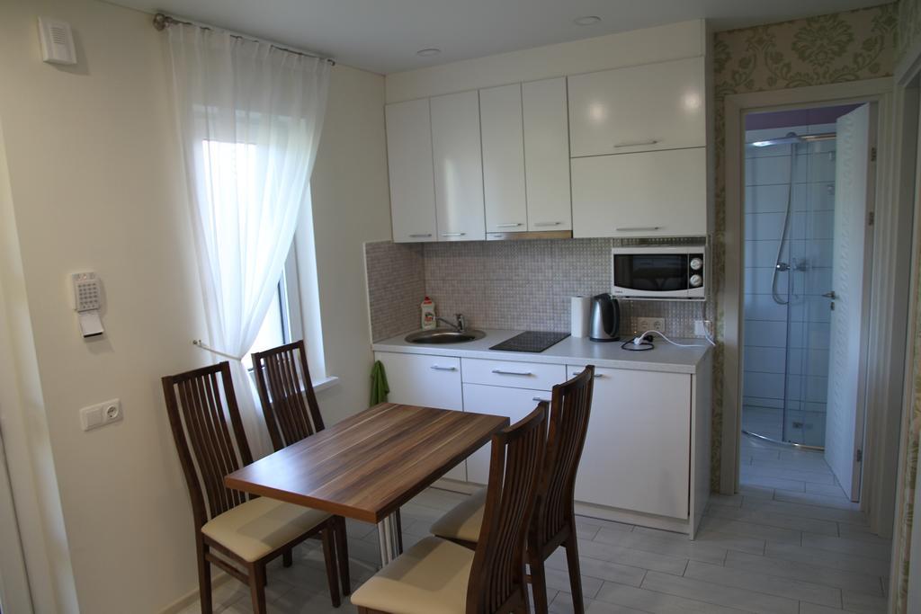 Appartement Plukiu 7 With Terrace à Palanga Extérieur photo